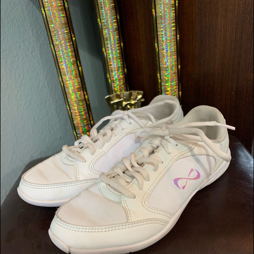 Nfinity cheer shoes